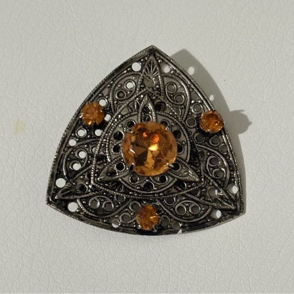 Vintage Victorian brooch with orange rhinestone 1.5” length - Picture 1 of 3